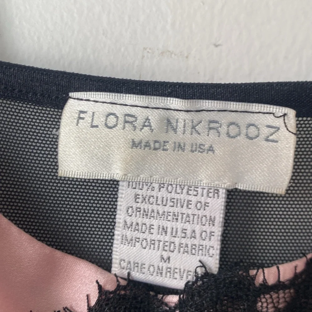 Flora Nikrooz flora nikrooz